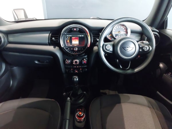 Used MINI Convertible 2018 for sale - 76144826: Photo 2