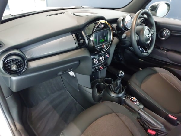 Used MINI Convertible 2018 for sale - 76144826: Photo 5