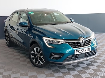 2022 - 1.6 E-TECH Hybrid 145 Iconic 5dr Auto