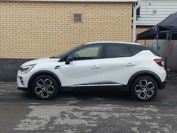 Used Renault Captur 2021 for sale - 77458138: Photo