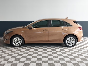 Used Kia Ceed 2022 for sale - 78515473: Photo