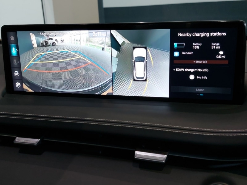 Used Genesis GV70 2023 for sale - 76779959: Photo 11