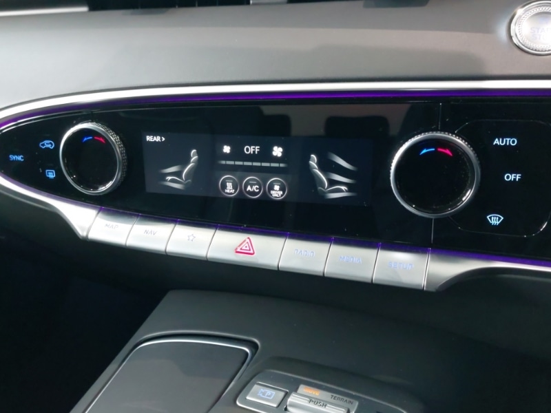 Used Genesis GV70 2023 for sale - 76779959: Photo 17