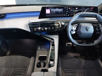 Used Peugeot 3008 2024 for sale - 77265573: Photo