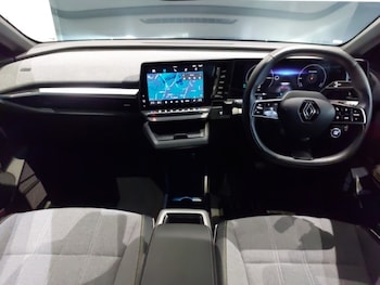 Used Renault Megane E Tech 2023 for sale - 76983357: Photo