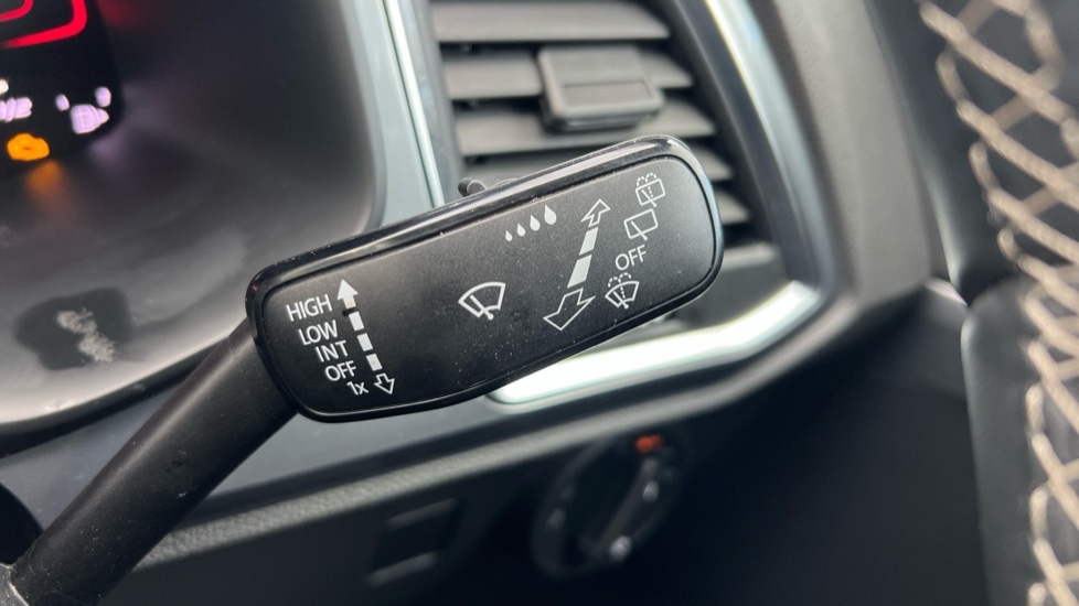 Used SEAT Ateca 2024 for sale - 76894826: Photo 30