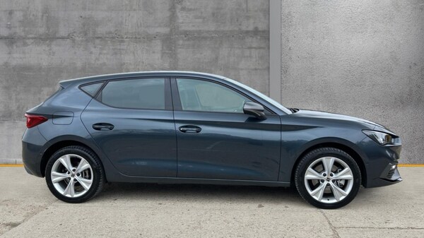 Used SEAT Leon 2024 for sale - 76297410: Photo 4