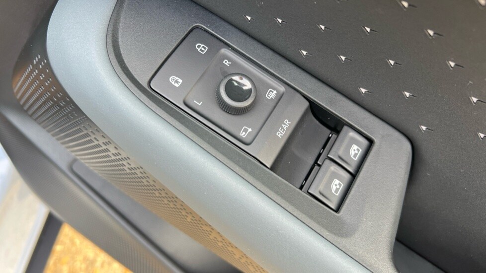 Used Cupra Tavascan 2025 for sale - 76575216: Photo 41