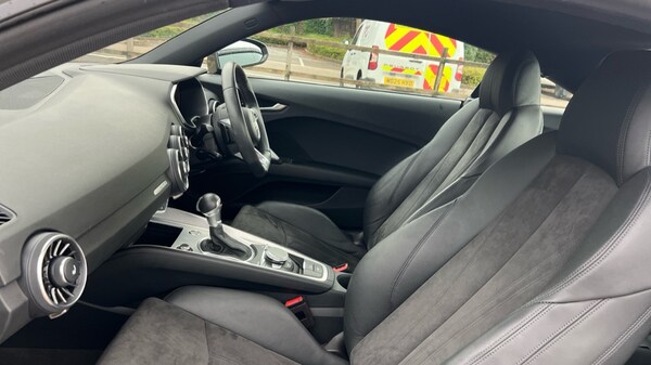 Used Audi TT 2021 for sale - 76180210: Photo 42
