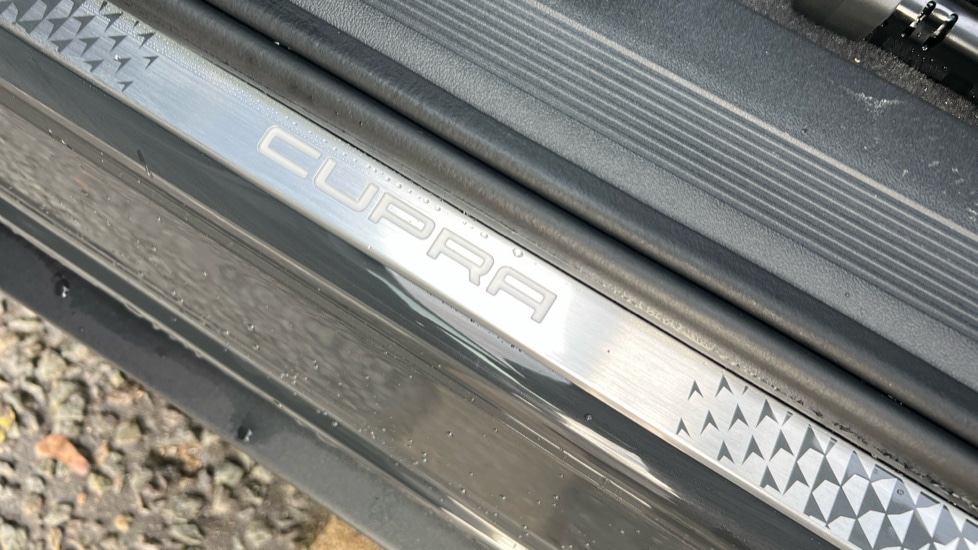 Used Cupra Tavascan 2025 for sale - 76901535: Photo 39