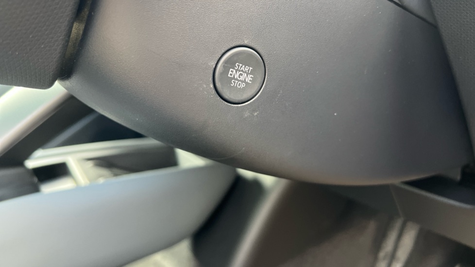 Used Cupra Tavascan 2025 for sale - 76901535: Photo 42