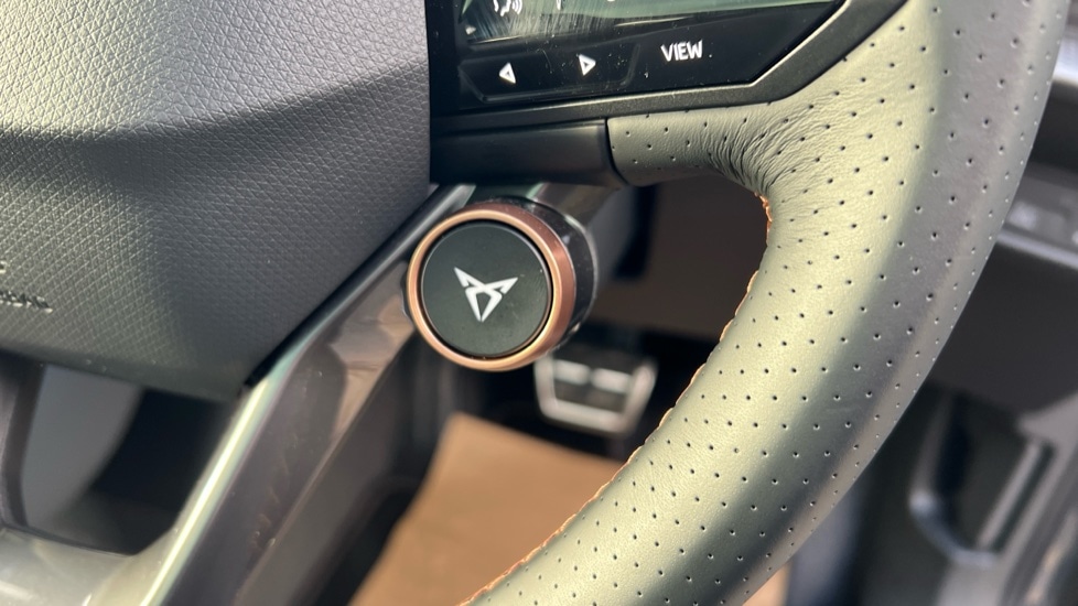 Used Cupra Tavascan 2025 for sale - 76901535: Photo 44