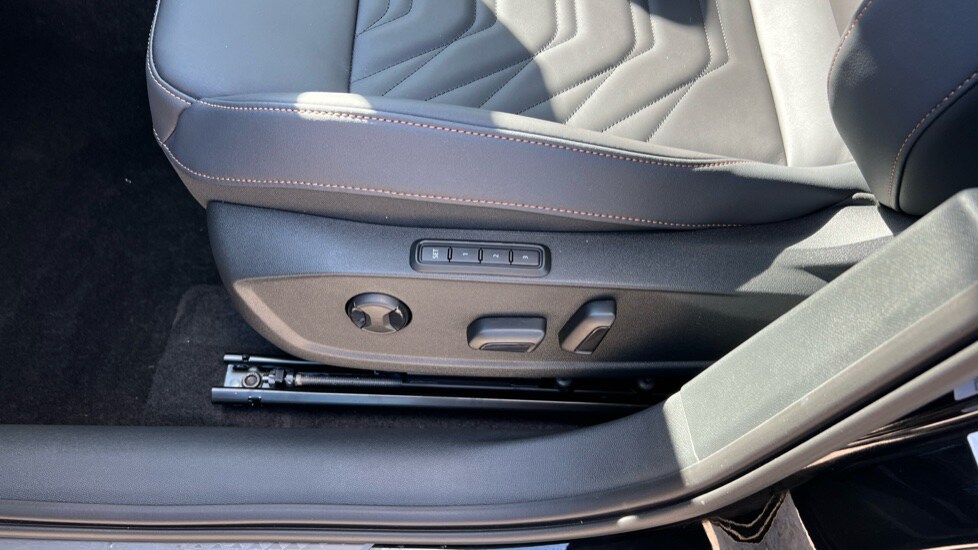 Used Cupra Leon 2024 for sale - 76044218: Photo 35