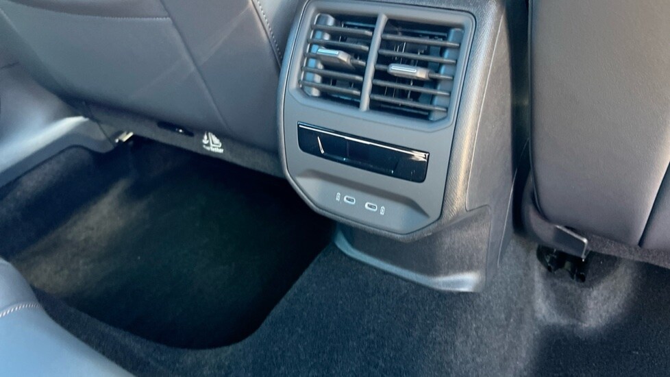 Used Cupra Leon 2024 for sale - 76044218: Photo 43