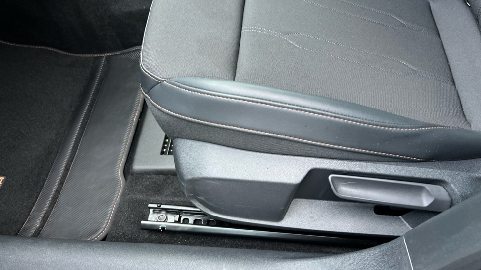 Used Cupra Leon 2024 for sale - 76623493: Photo 36