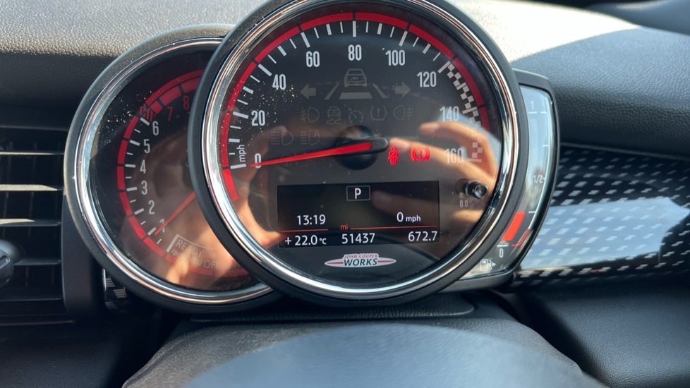 Used MINI Hatch 2018 for sale - 76959965: Photo 13