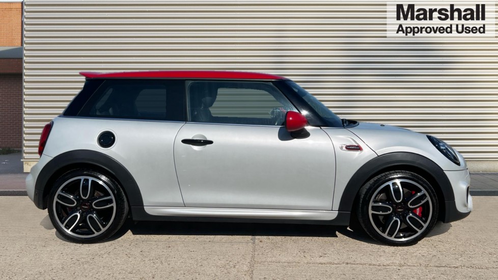 Used MINI Hatch 2018 for sale - 76959965: Photo 2