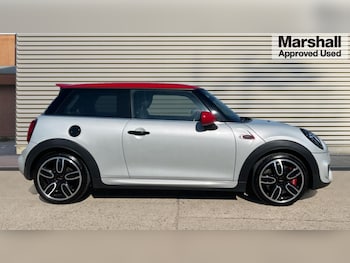 Used MINI Hatch 2018 for sale - 76959965: Photo