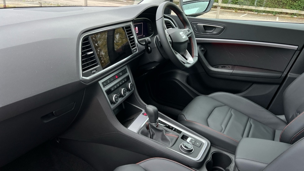 Used SEAT Ateca 2025 for sale - 76155023: Photo 2