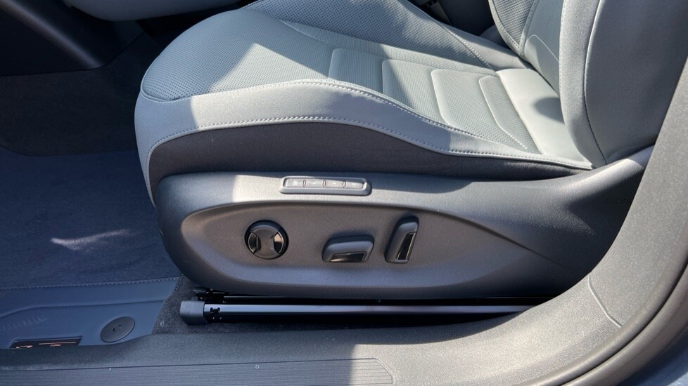 Used Cupra Tavascan 2025 for sale - 76086739: Photo 37