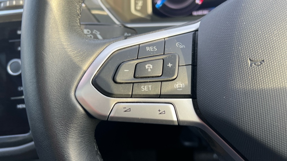 Used Volkswagen Tiguan 2022 for sale - 76888838: Photo 22