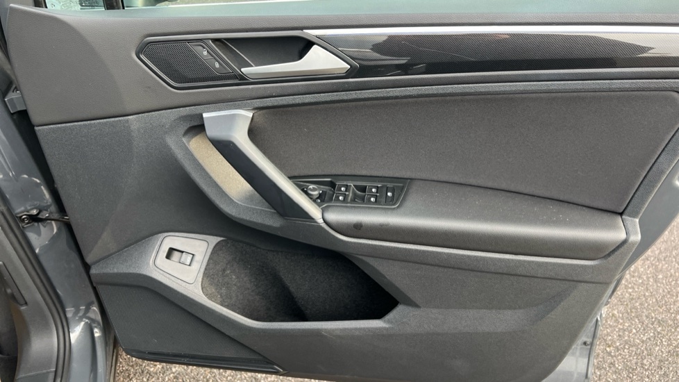 Used Volkswagen Tiguan 2022 for sale - 76888838: Photo 29