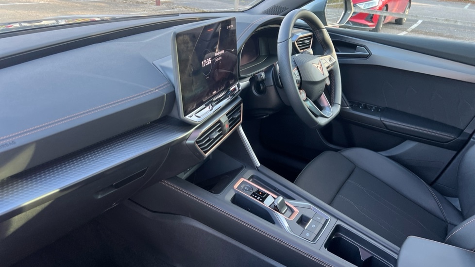 Used Cupra Leon 2025 for sale - 76062367: Photo 2