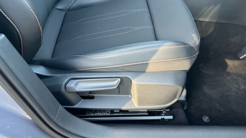 Used Cupra Leon 2025 for sale - 76062367: Photo 36