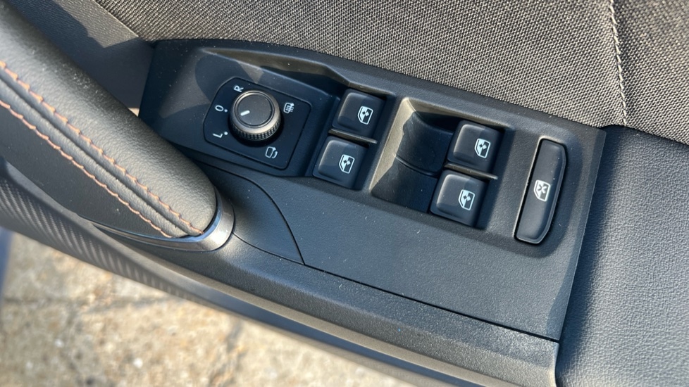 Used Cupra Leon 2025 for sale - 76062367: Photo 38