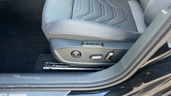 Used Cupra Leon 2025 for sale - 75522233: Photo 52