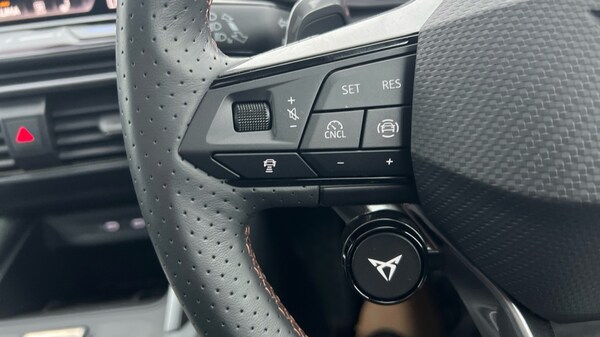 Used Cupra Leon 2025 for sale - 76196090: Photo 30