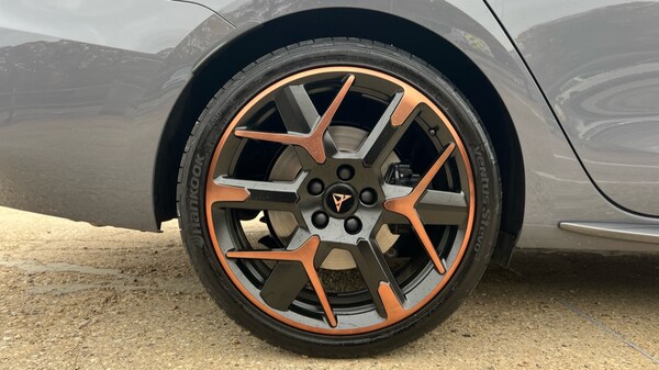 Used Cupra Leon 2025 for sale - 76196090: Photo 5