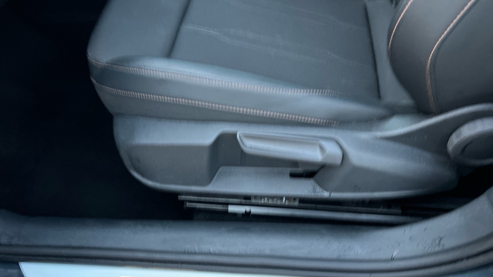 Used Cupra Leon 2024 for sale - 76851136: Photo 36