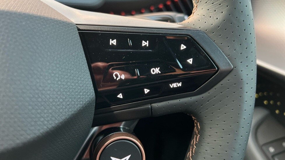 Used Cupra Tavascan 2025 for sale - 76717232: Photo 29