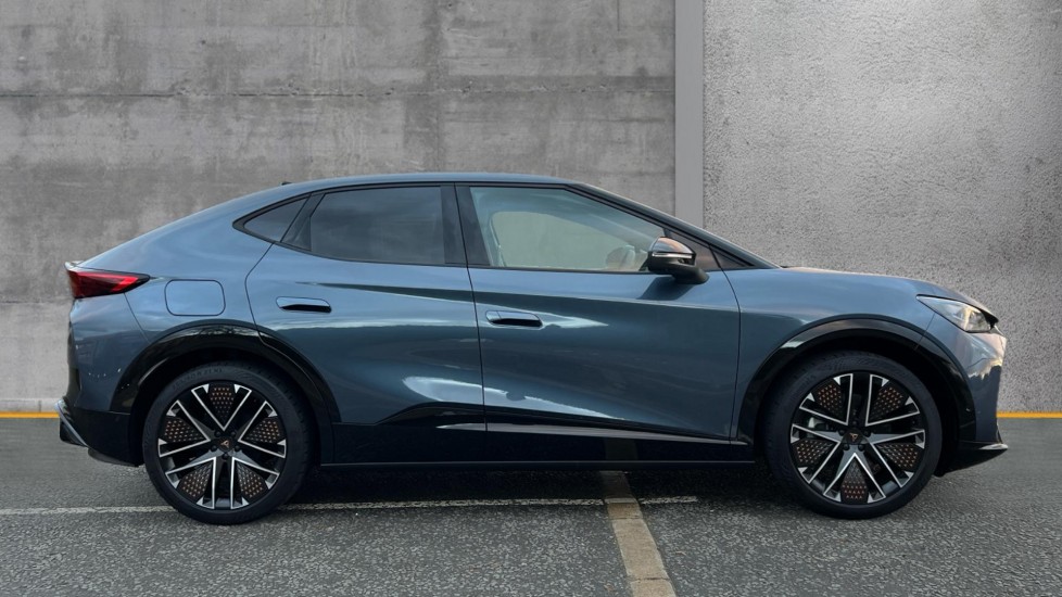 Used Cupra Tavascan 2025 for sale - 76717232: Photo 4