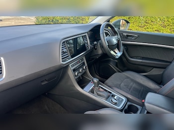 Used SEAT Ateca 2024 for sale - 76841913: Photo