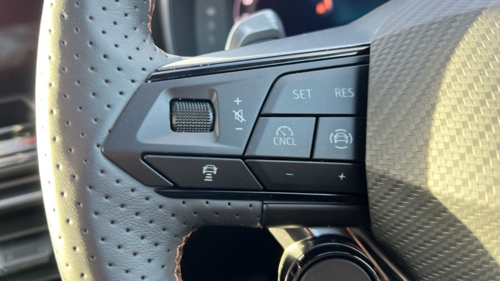 Used Cupra Leon 2025 for sale - 76914975: Photo 30