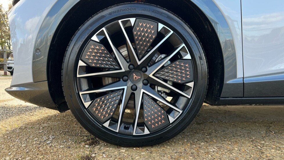 Used Cupra Tavascan 2025 for sale - 76731522: Photo 19