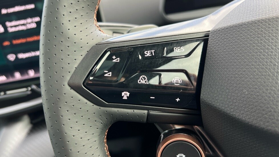 Used Cupra Tavascan 2025 for sale - 76731522: Photo 31