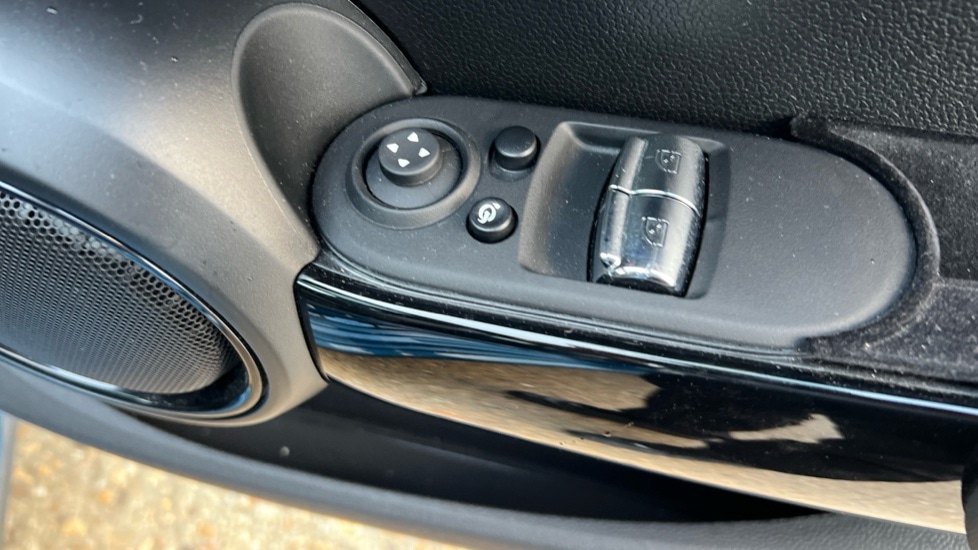 Used MINI Hatch 2023 for sale - 76420506: Photo 44