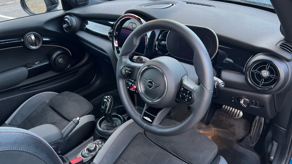 Used MINI Hatch 2023 for sale - 76420506: Photo 9