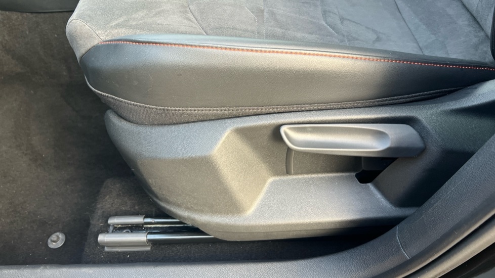 Used SEAT Ateca 2024 for sale - 76609621: Photo 36