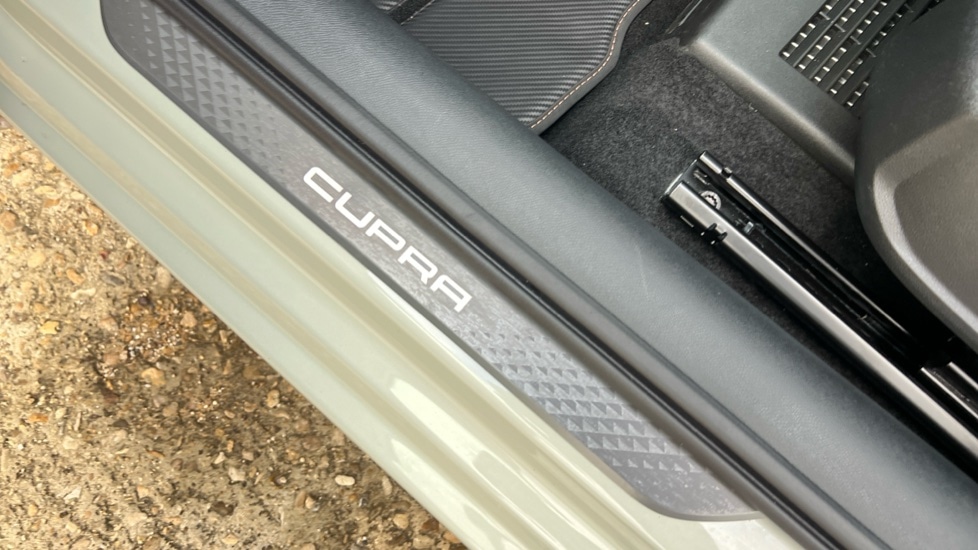 Used Cupra Leon 2025 for sale - 76602934: Photo 37