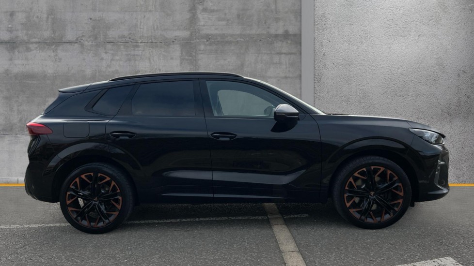 Used Cupra Terramar 2025 for sale - 76717494: Photo 4