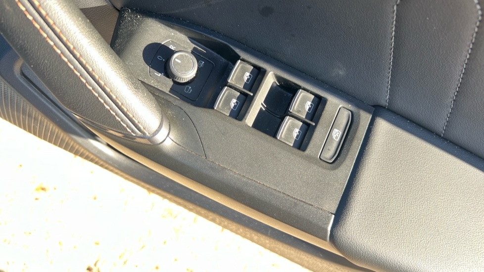 Used Cupra Leon 2023 for sale - 76178078: Photo 38