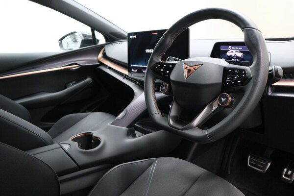 Used Cupra Tavascan 2025 for sale - 76217304: Photo 6