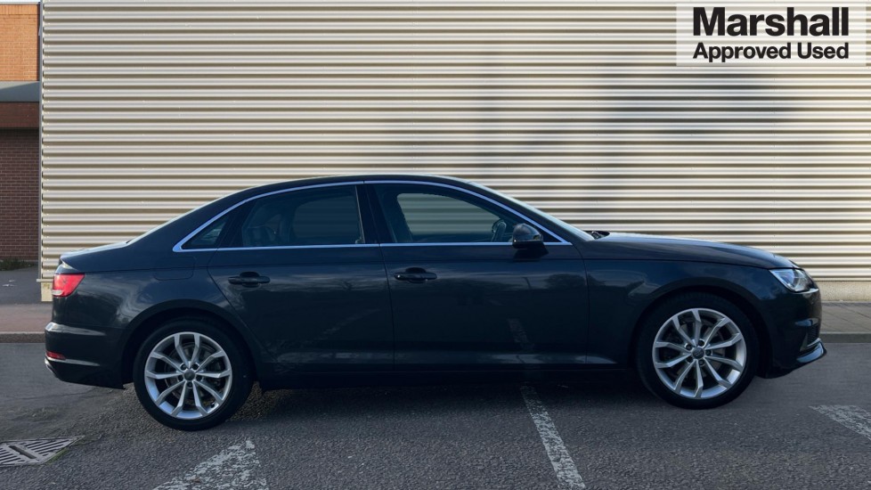 Used Audi A4 2019 for sale - 76635601: Photo 2