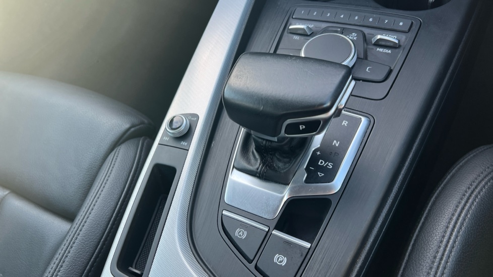 Used Audi A4 2019 for sale - 76635601: Photo 28