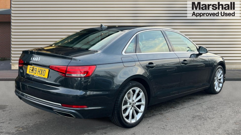 Used Audi A4 2019 for sale - 76635601: Photo 3