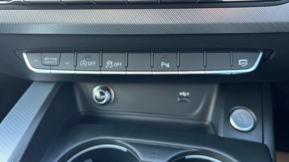 Used Audi A4 2019 for sale - 76635601: Photo 52